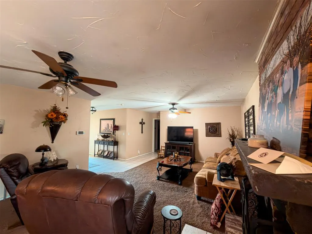 Photo 6 — 141 Sheridan Place, Chickasha, OK 73018