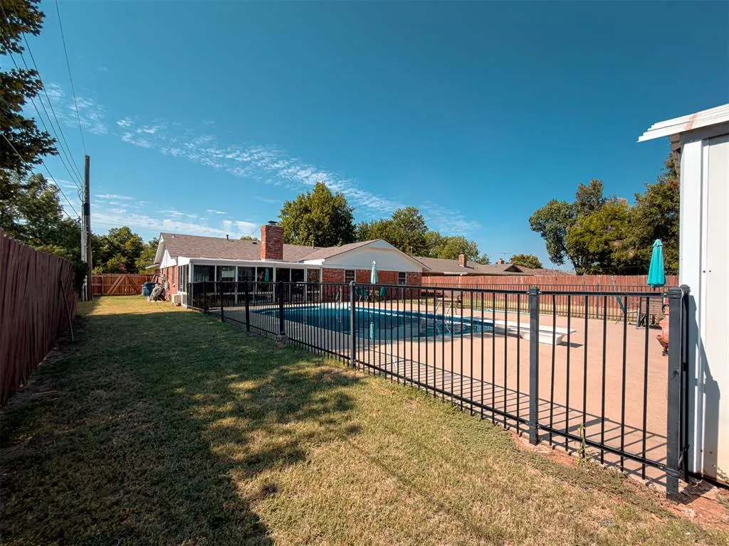 Photo 26 — 141 Sheridan Place, Chickasha, OK 73018