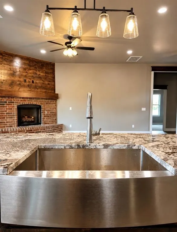Photo 6 — 11525 NW 103rd Street, Yukon, OK 73099