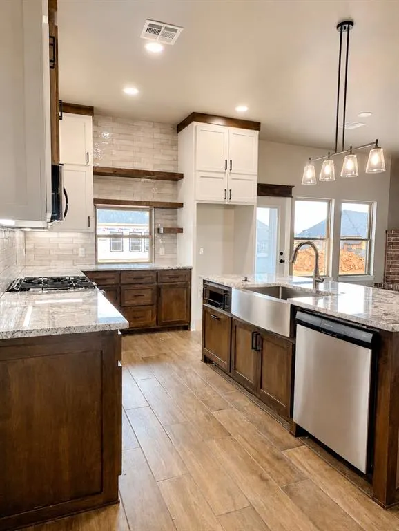 Photo 7 — 11525 NW 103rd Street, Yukon, OK 73099