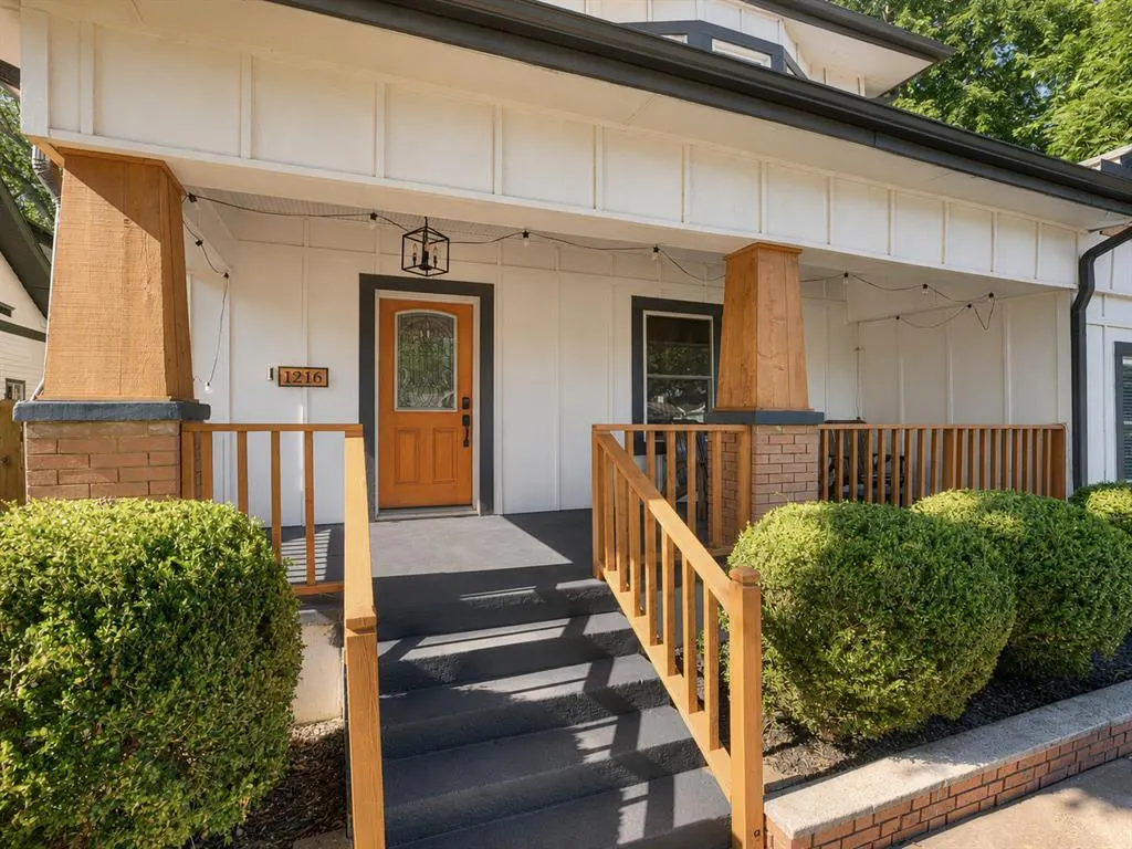 Front exterior — 1216 NW 32nd Street, Oklahoma City, OK 73118