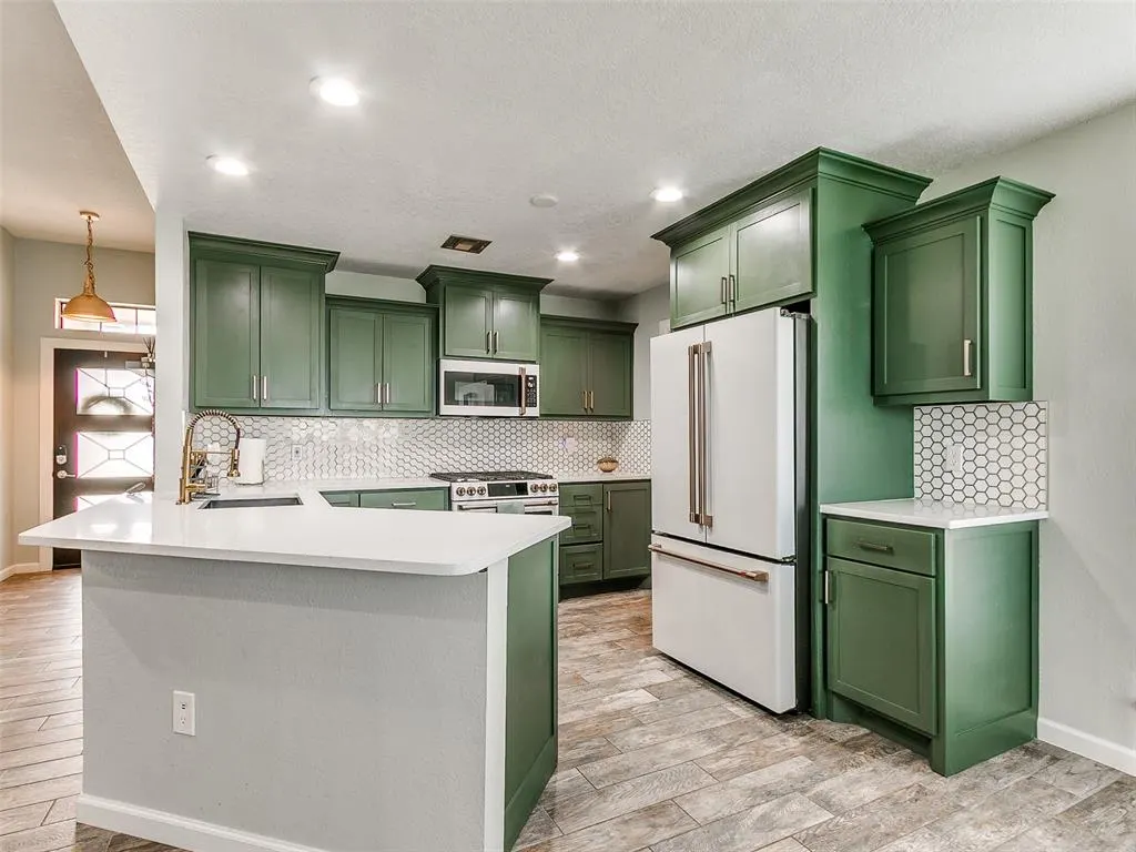 Photo 11 — 3917 Ripple Avenue, Norman, OK 73072