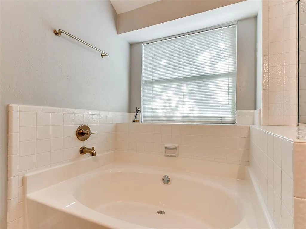 Photo 21 — 3917 Ripple Avenue, Norman, OK 73072