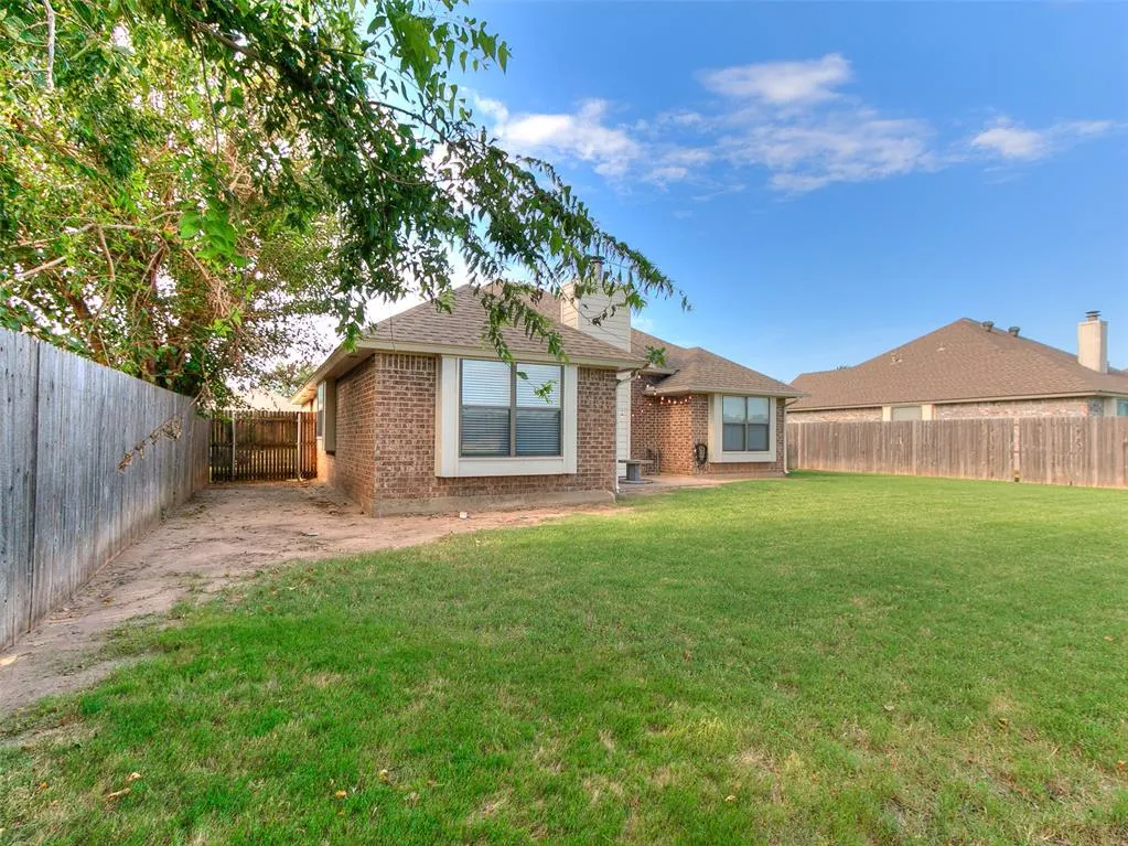 Photo 32 — 3917 Ripple Avenue, Norman, OK 73072