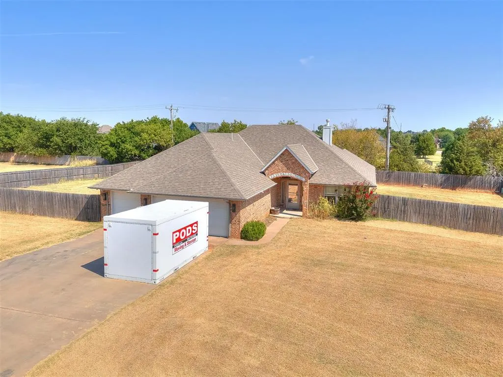 Photo 4 — 2709 Silver Crossings Circle, Piedmont, OK 73078
