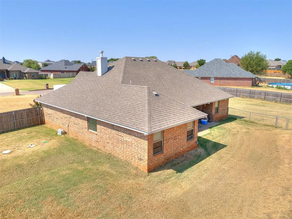 Photo 11 — 2709 Silver Crossings Circle, Piedmont, OK 73078