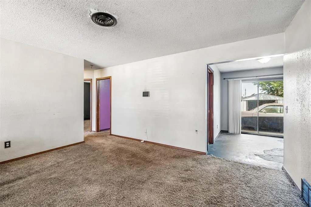 Photo 7 — 705 S Howard Avenue, Oklahoma City, OK 73160