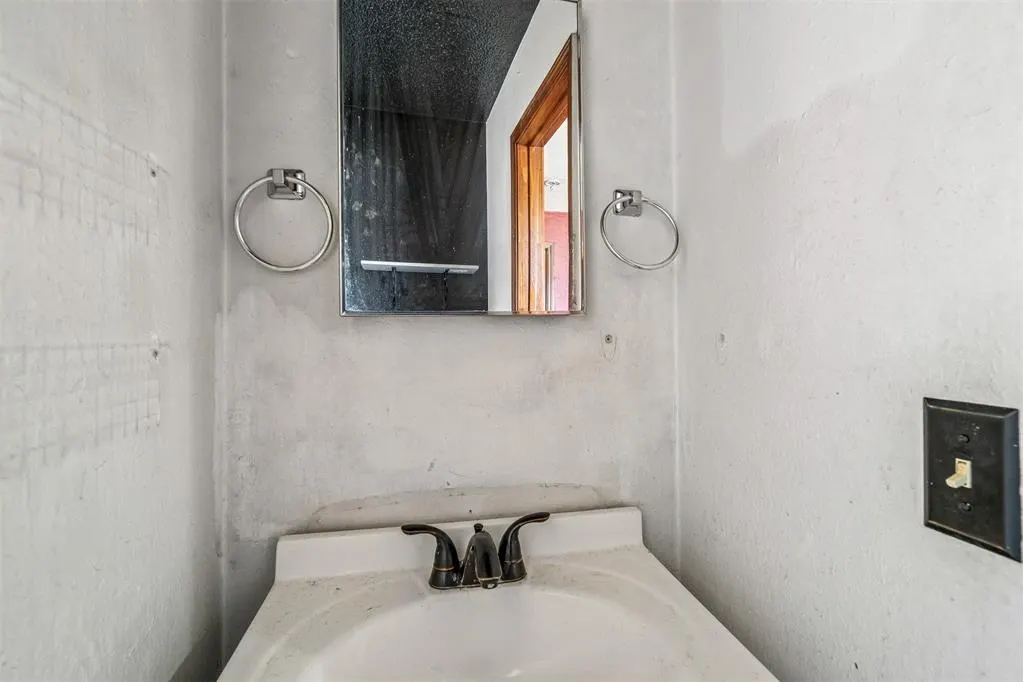 Photo 21 — 705 S Howard Avenue, Oklahoma City, OK 73160