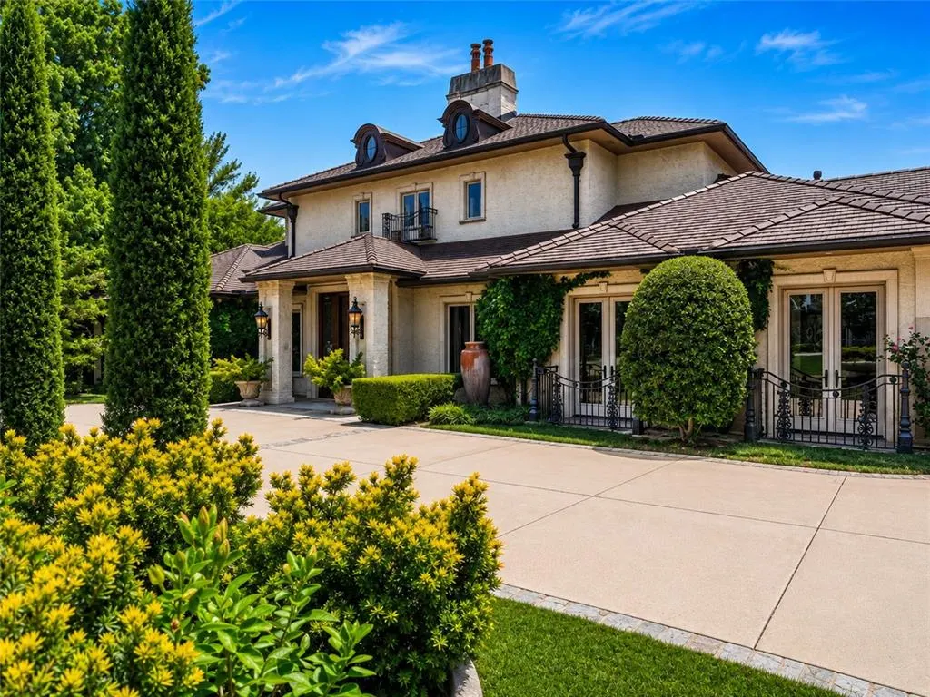 Photo 4 — 1820 Drury Lane, Oklahoma City, OK 73116