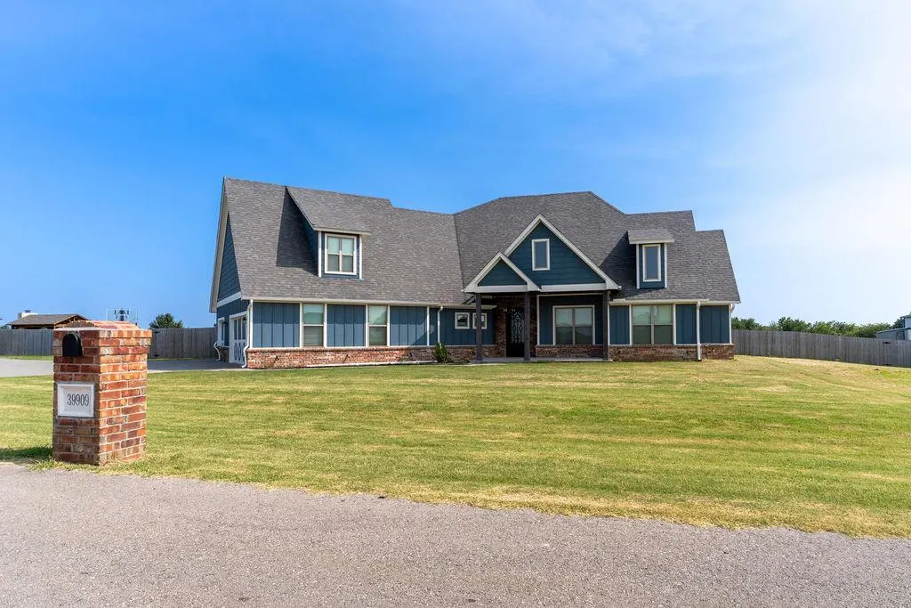 Front exterior — 39909 Demoy Drive, Shawnee, OK 74804