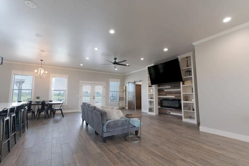 Photo 4 — 39909 Demoy Drive, Shawnee, OK 74804