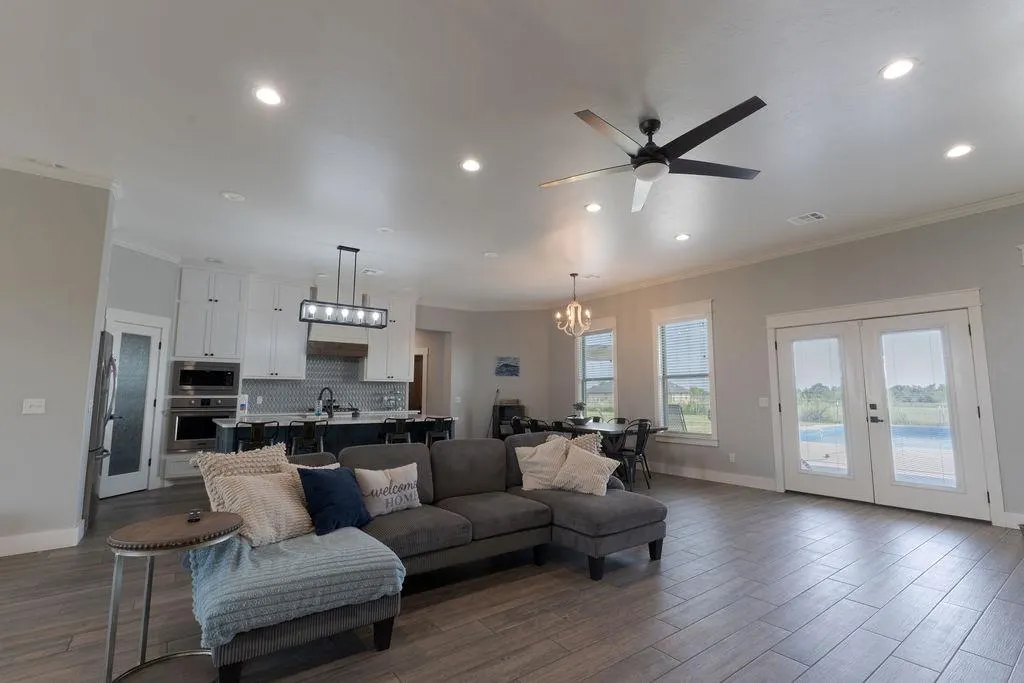Photo 5 — 39909 Demoy Drive, Shawnee, OK 74804