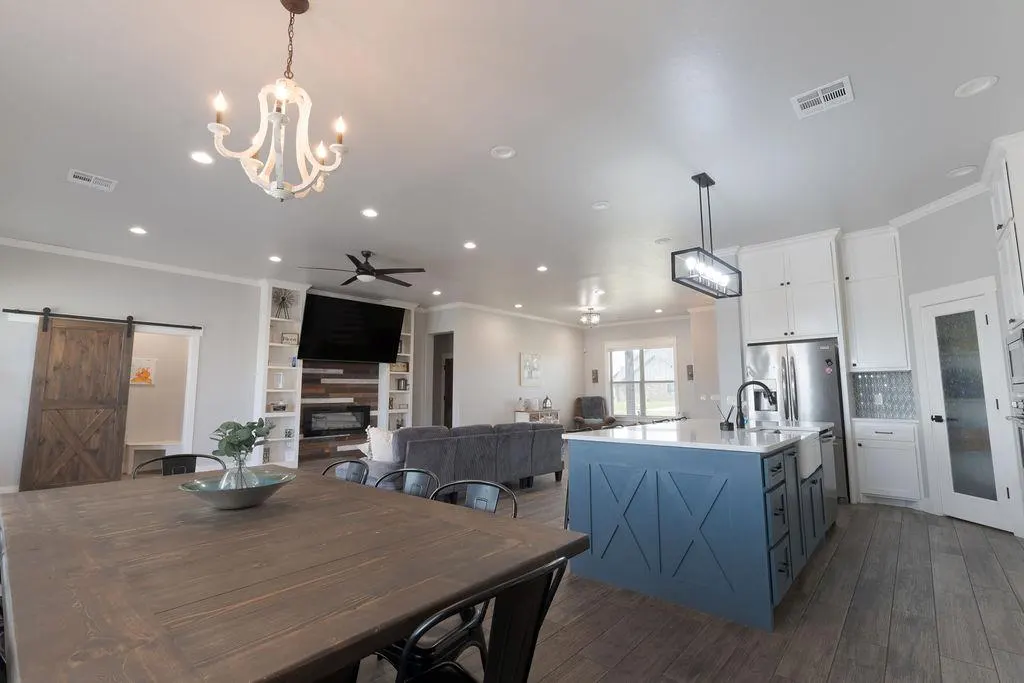 Photo 6 — 39909 Demoy Drive, Shawnee, OK 74804