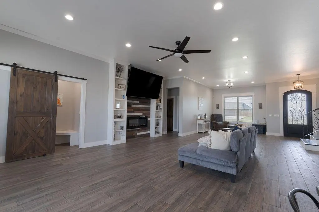 Photo 9 — 39909 Demoy Drive, Shawnee, OK 74804