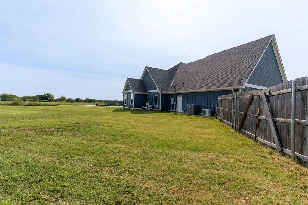 Photo 31 — 39909 Demoy Drive, Shawnee, OK 74804