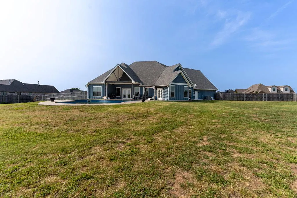 Photo 32 — 39909 Demoy Drive, Shawnee, OK 74804
