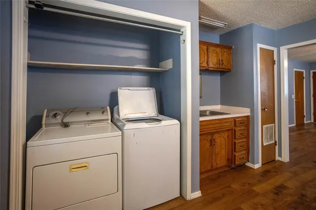 Photo 6 — 415 W Franklin Avenue, Weatherford, OK 73096