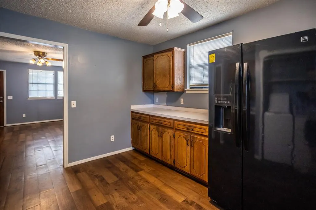 Photo 7 — 415 W Franklin Avenue, Weatherford, OK 73096