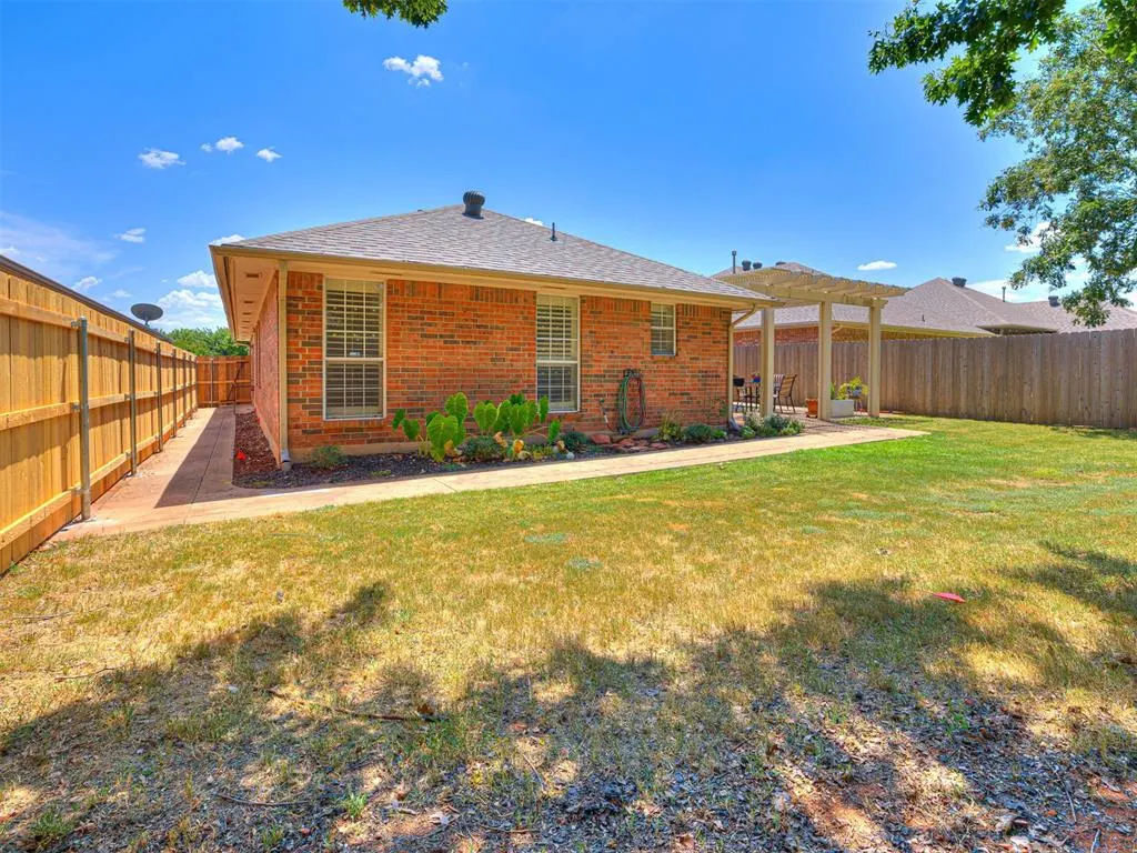 Photo 32 — 2009 Emerald Brook Court, Edmond, OK 73003