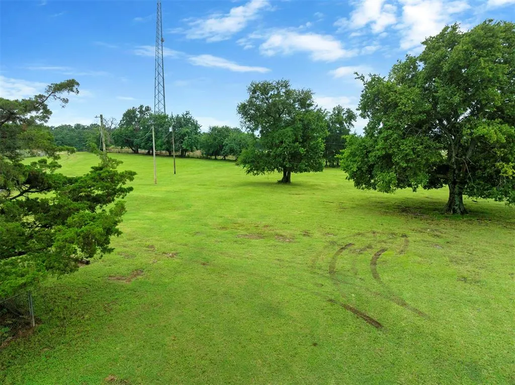 Photo 8 — 8065 W Us Highway 70, Idabel, OK 74745
