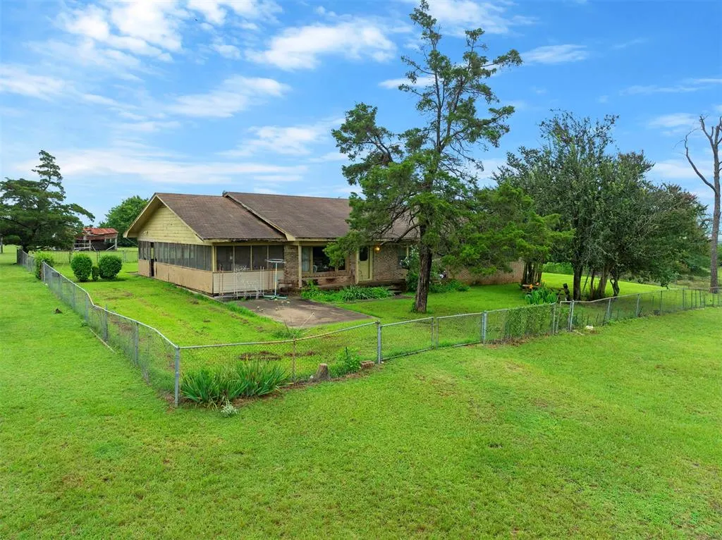 Photo 10 — 8065 W Us Highway 70, Idabel, OK 74745