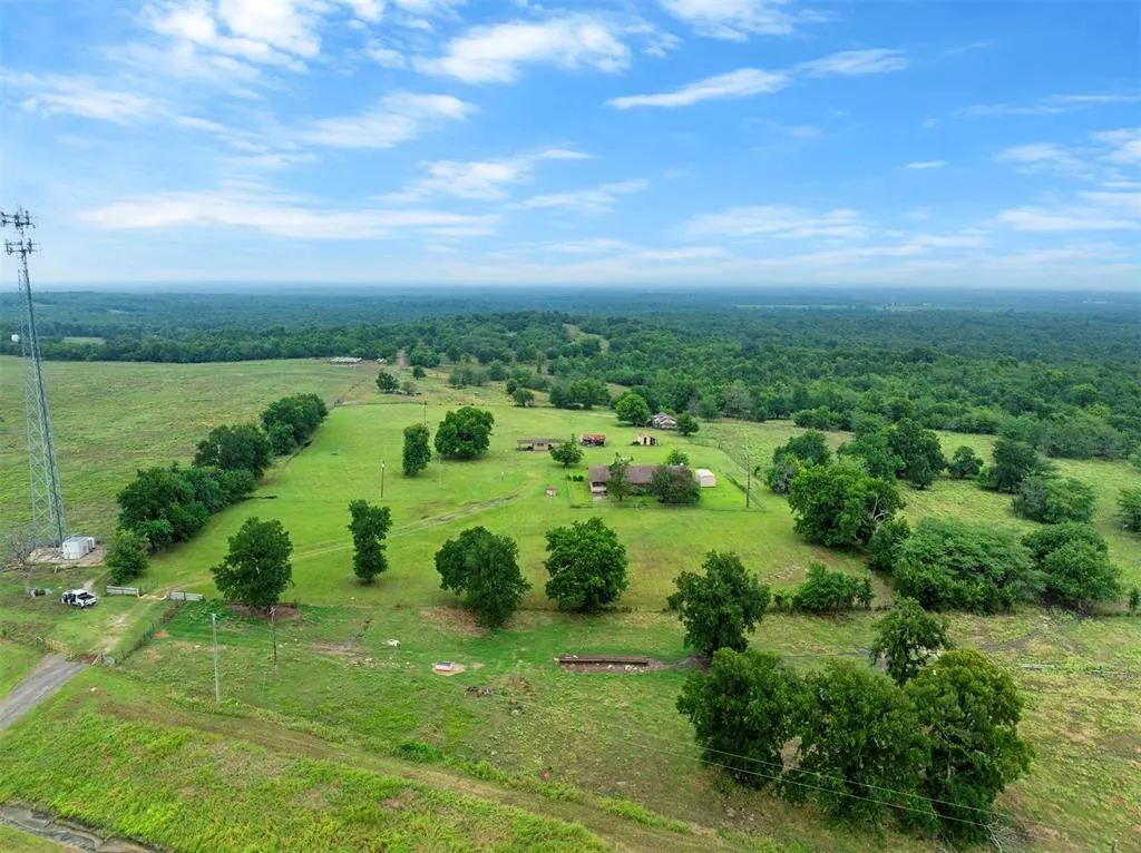 Photo 11 — 8065 W Us Highway 70, Idabel, OK 74745