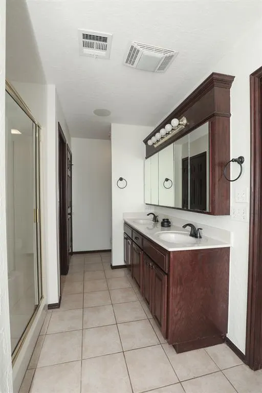 Photo 28 — 15816 Stepping Stone Lane, Oklahoma City, OK 73170