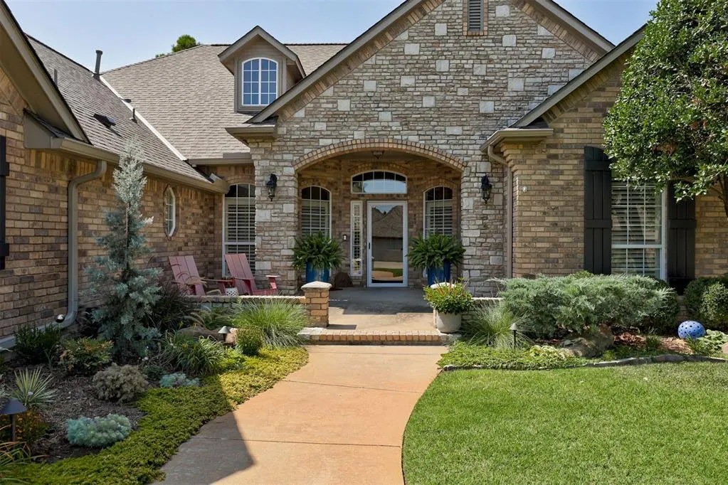 Photo 3 — 5316 NW 121st Street, Oklahoma City, OK 73162