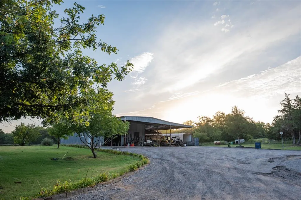 Photo 39 — 17996 N 2970 Road, Crescent, OK 73028