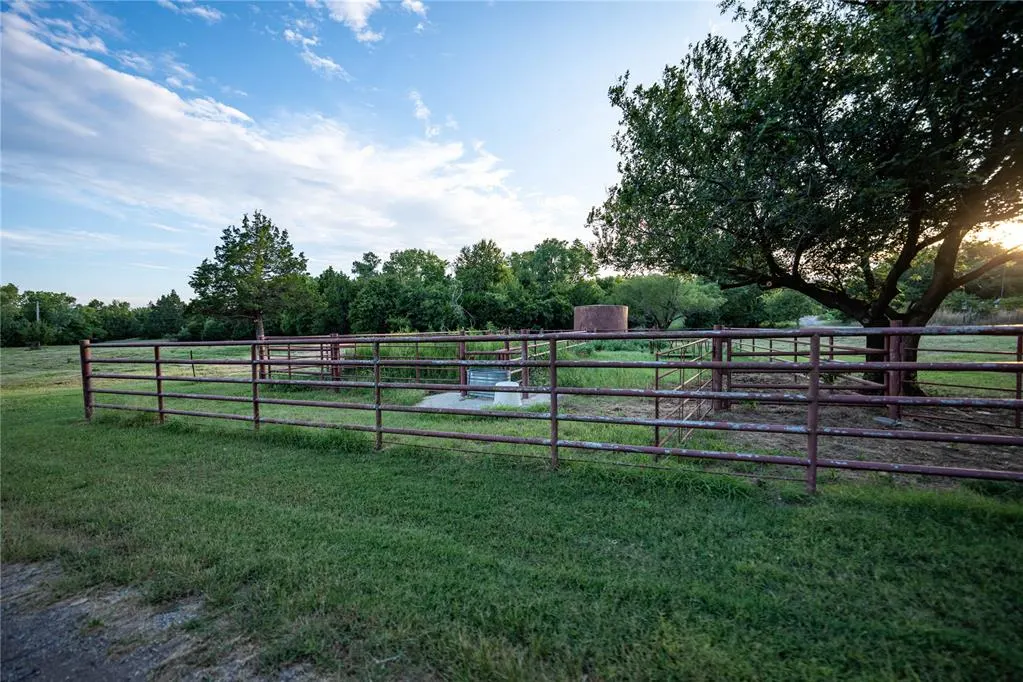 Photo 44 — 17996 N 2970 Road, Crescent, OK 73028