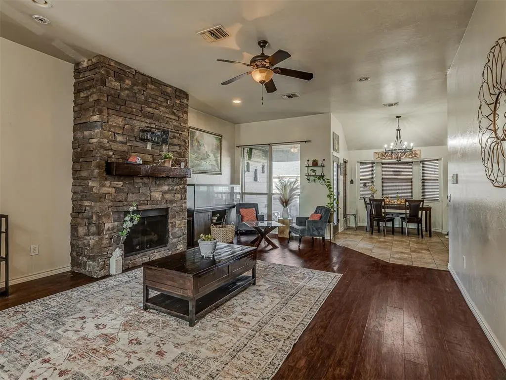 Photo 4 — 2113 NW 157th Terrace, Edmond, OK 73013