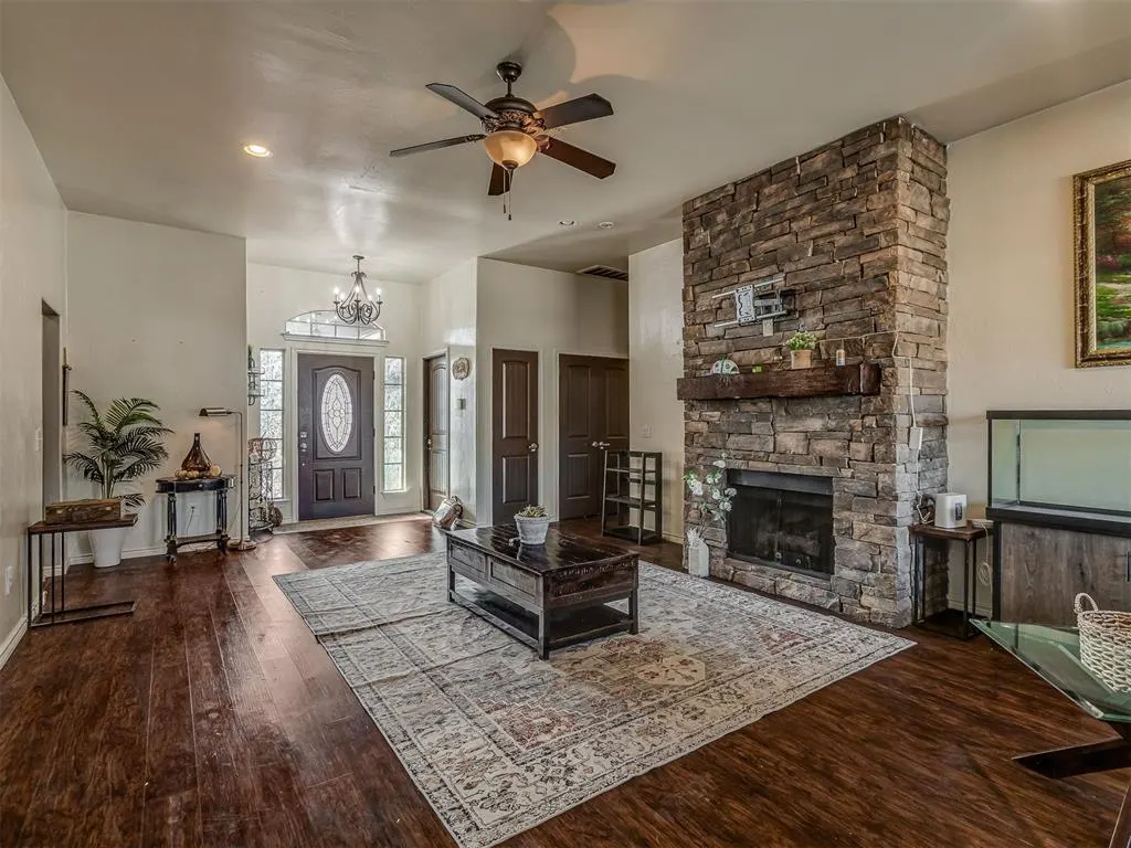 Photo 5 — 2113 NW 157th Terrace, Edmond, OK 73013