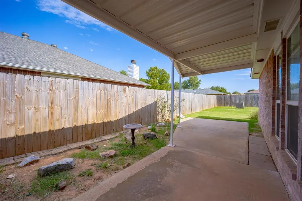 Photo 18 — 337 W Chantilly Way, Mustang, OK 73064