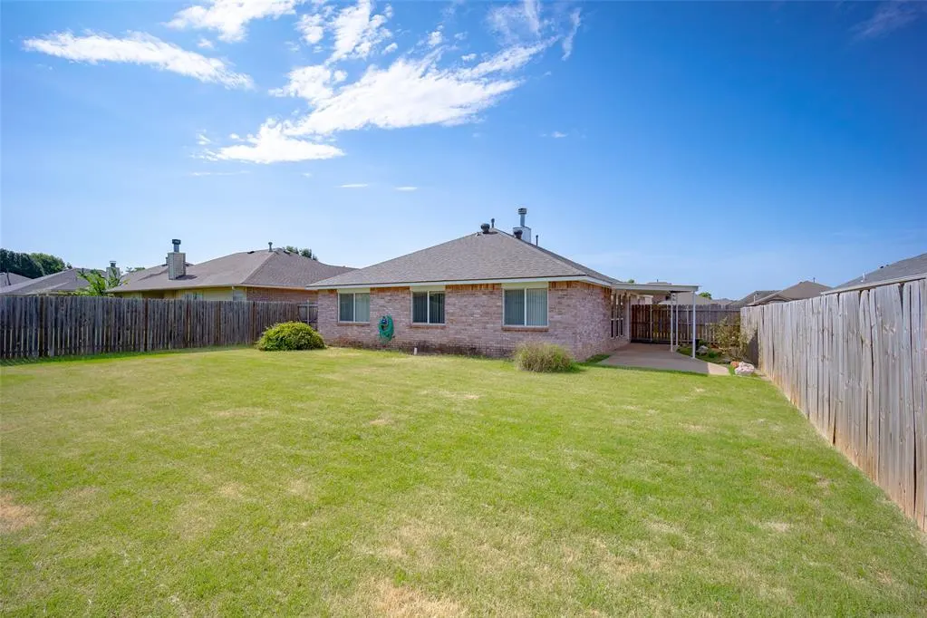 Photo 20 — 337 W Chantilly Way, Mustang, OK 73064