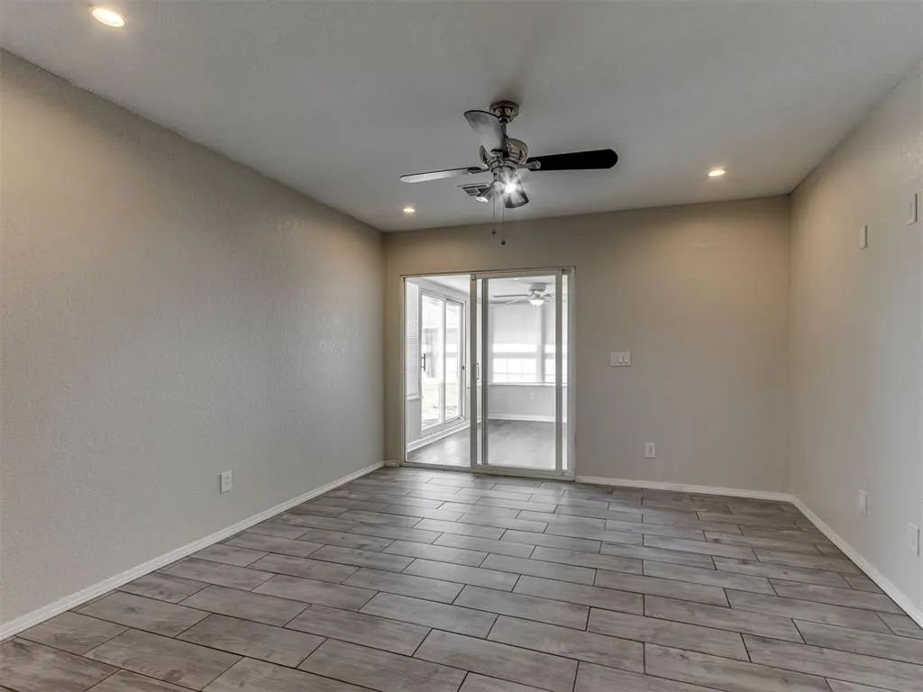 Photo 8 — 920 Periwinkle Drive, Yukon, OK 73099