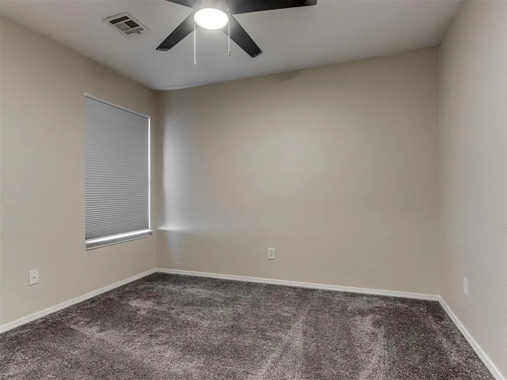 Photo 19 — 920 Periwinkle Drive, Yukon, OK 73099