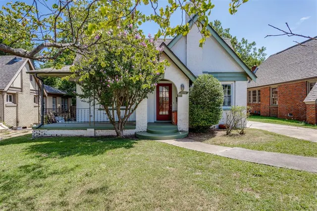 Photo 2 — 2220 N Indiana Avenue, Oklahoma City, OK 73106