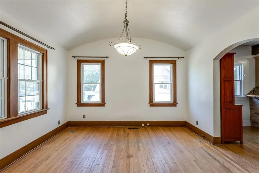 Photo 12 — 2220 N Indiana Avenue, Oklahoma City, OK 73106