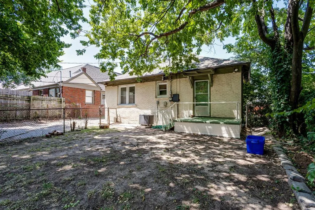 Photo 39 — 2220 N Indiana Avenue, Oklahoma City, OK 73106