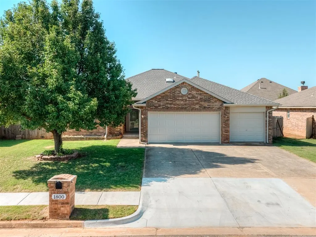 Front exterior — 1800 Fairmont Lane, Edmond, OK 73013
