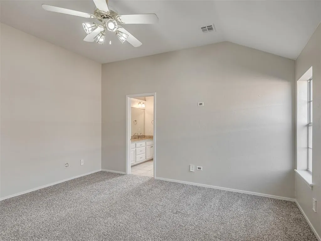Photo 14 — 1800 Fairmont Lane, Edmond, OK 73013