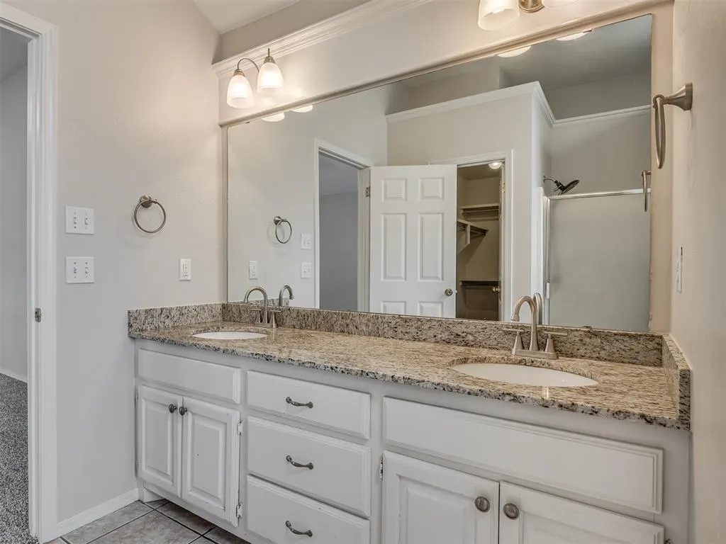 Photo 17 — 1800 Fairmont Lane, Edmond, OK 73013