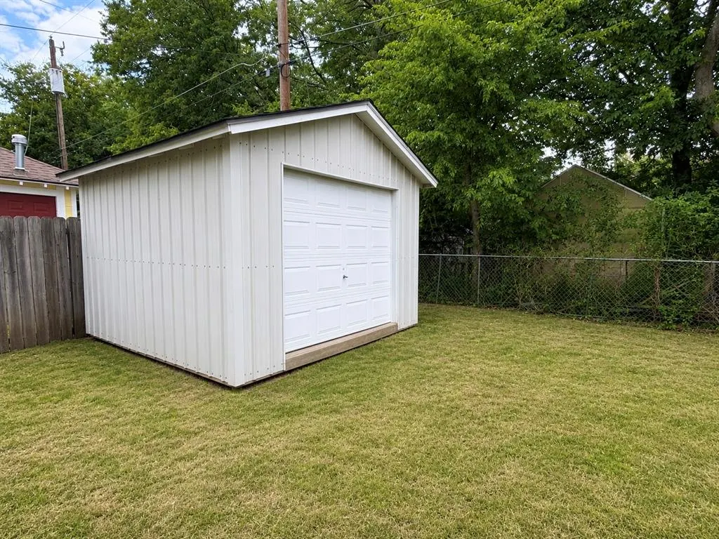 Photo 16 — 513 S Carter Avenue, Norman, OK 73071