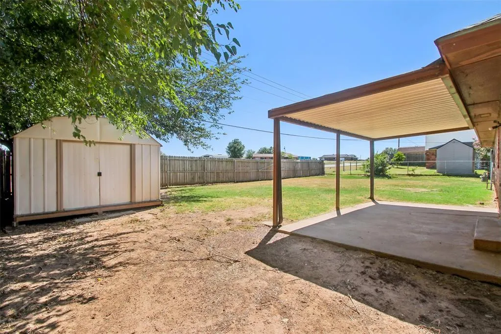 Photo 28 — 609 SW 26th Place, El Reno, OK 73036