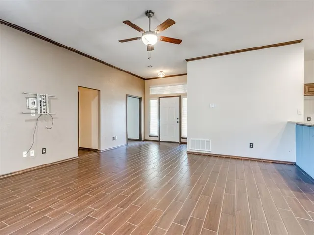 Photo 5 — 4917 Trever Drive, Yukon, OK 73099