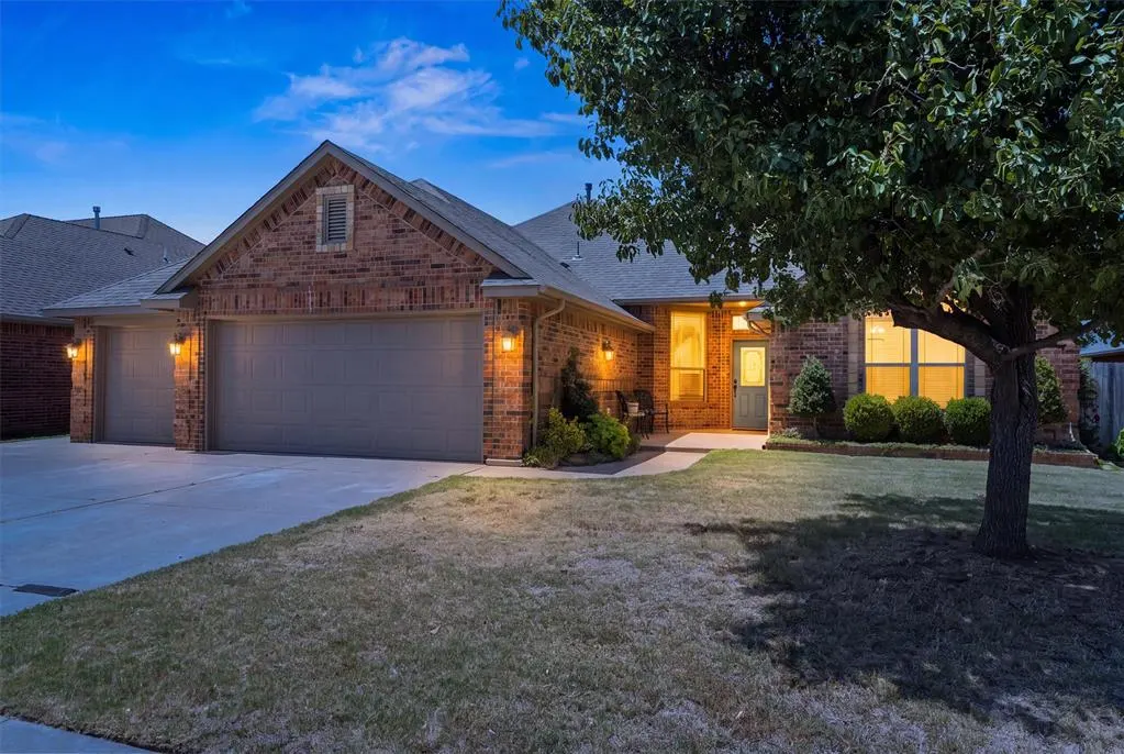 Front exterior — 4209 Scissortail Drive, Yukon, OK 73099