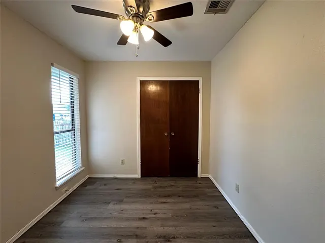 Photo 8 — 520 Peppertree Lane, Midwest City, OK 73110