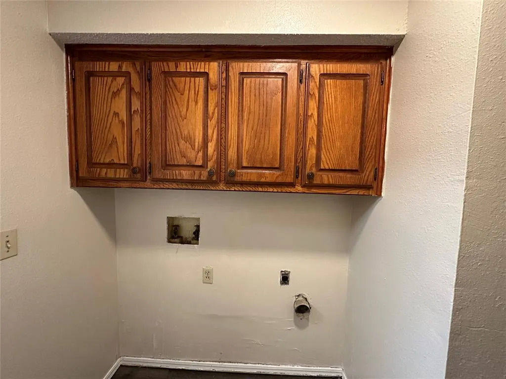 Photo 13 — 520 Peppertree Lane, Midwest City, OK 73110