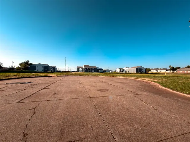 Photo 6 — 0000 Redbud Drive, Anadarko, OK 73005