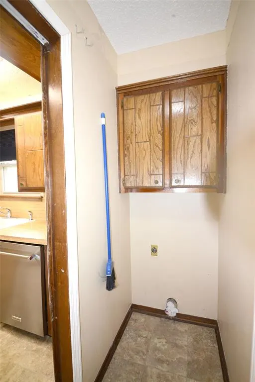 Photo 19 — 1224 NW 6th Place, Moore, OK 73170